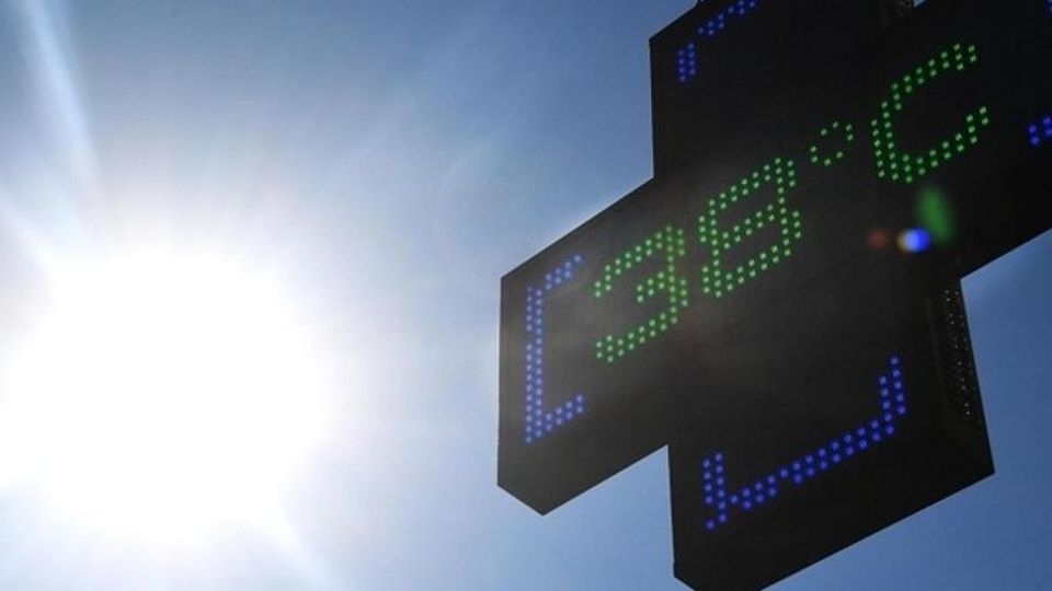 Ondata di caldo africano Bollino rosso in dieci città Ondata di caldo africano Bollino rosso in dieci città