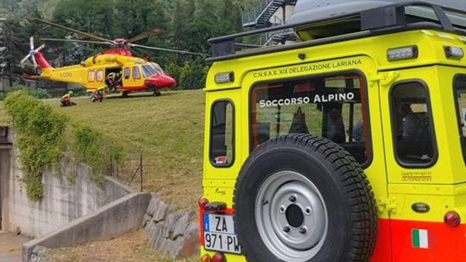 Introbio, precipita sui monti Soccorso con l’elicottero Introbio, precipita sui monti Soccorso con l’elicottero