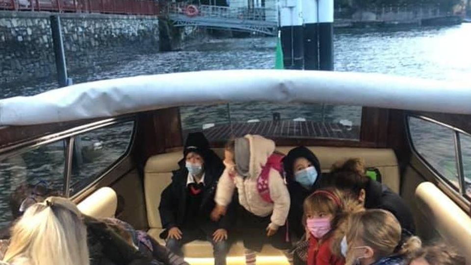 Varenna, a scuola sul taxi boat. La scelta delle famiglie per la chiusura della 72 Varenna, a scuola sul taxi boat. La scelta delle famiglie per la chiusura della 72