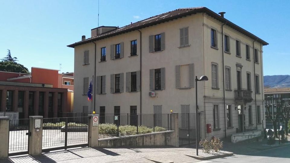 Calolziocorte, nuovi nomi a parchi e spiazzi. Dalla cantante al marciatore Calolziocorte, nuovi nomi a parchi e spiazzi. Dalla cantante al marciatore