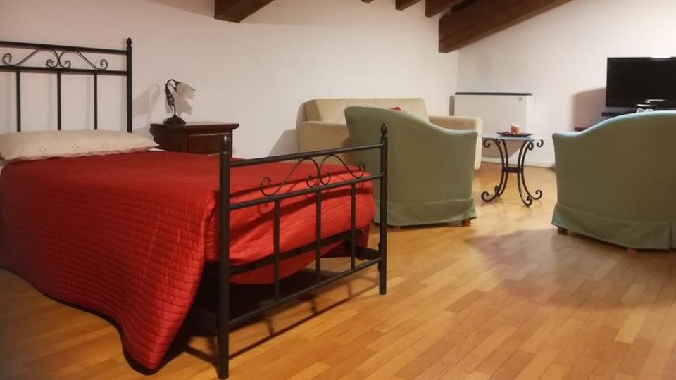 Calolziocorte: albergo e bar Il Lavello riparte alla grande Calolziocorte: albergo e bar Il Lavello riparte alla grande