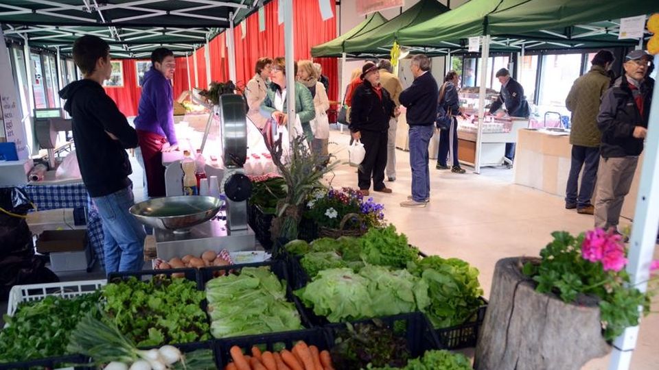 Ballabio, il mercato agricolo è sparito «Nessun contadino vuole venire qui» Ballabio, il mercato agricolo è sparito «Nessun contadino vuole venire qui»