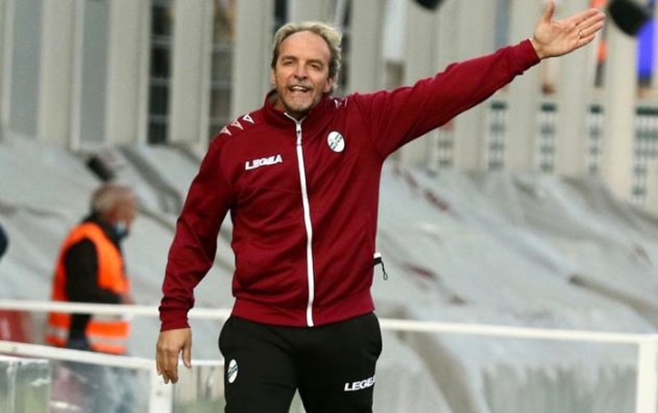E Zironelli perde la pazienza «Tolto un altro gol regolare»