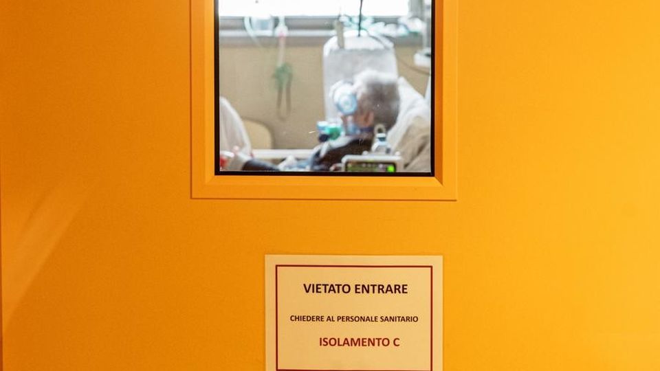 Favini: «I No vax tolgono posti letto ad altri ammalati» Favini: «I No vax tolgono posti letto ad altri ammalati»