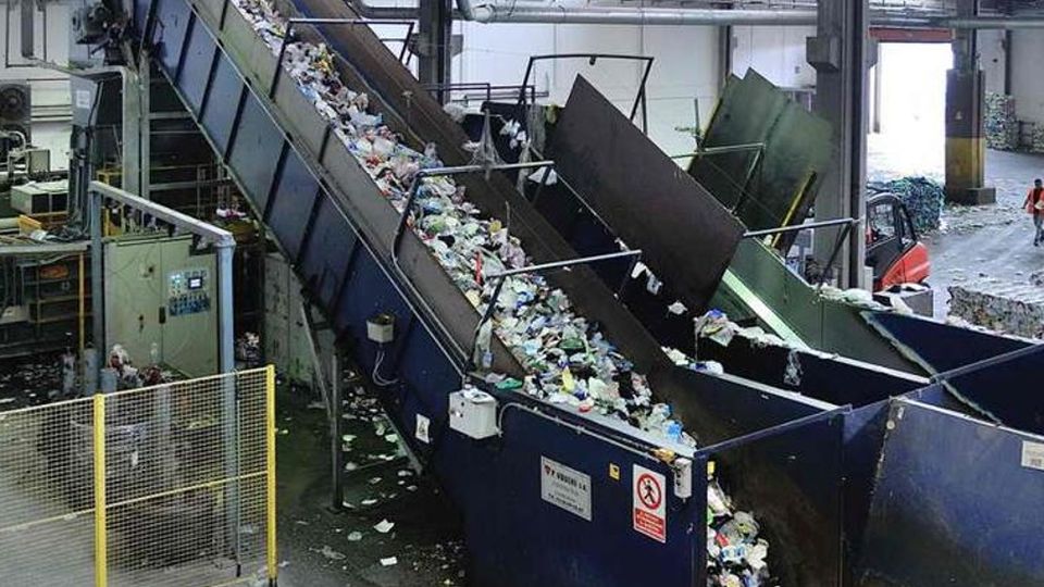 Lecco. Plastica monouso Ridurre si può Lecco. Plastica monouso Ridurre si può