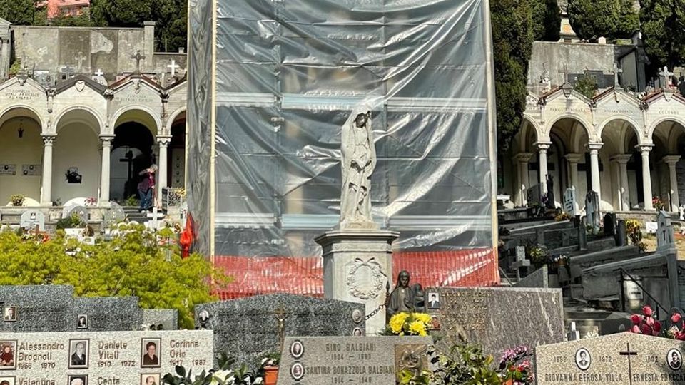 Bellano, nel “tempietto Vitali” le sepolture dei cittadini illustri Bellano, nel “tempietto Vitali” le sepolture dei cittadini illustri