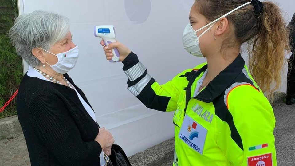 Vaccini, 700 volontari per i giorni di Pasqua Vaccini, 700 volontari per i giorni di Pasqua