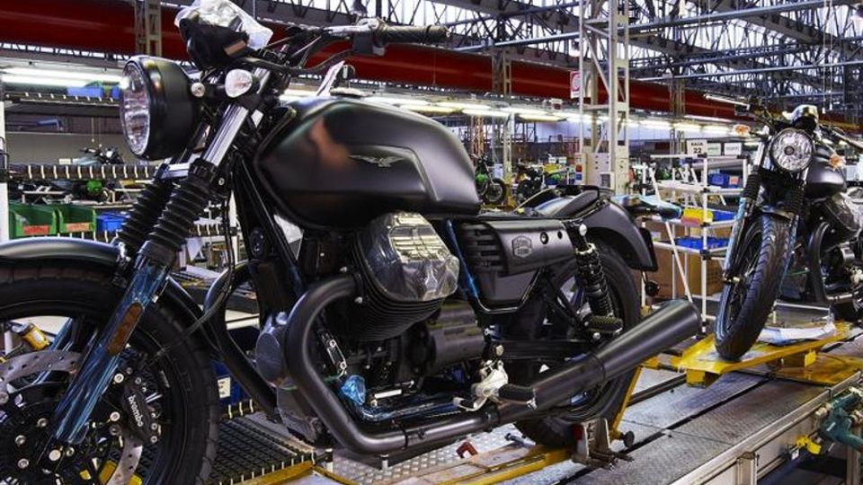 Lecco. Guzzi e Vent, vendite in crescita La V7 è la prima tra le “naked” Lecco. Guzzi e Vent, vendite in crescita La V7 è la prima tra le “naked”