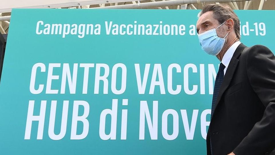 Fontana: «Da oggi la Lombardia ha parametri da zona bianca» Fontana: «Da oggi la Lombardia ha parametri da zona bianca»