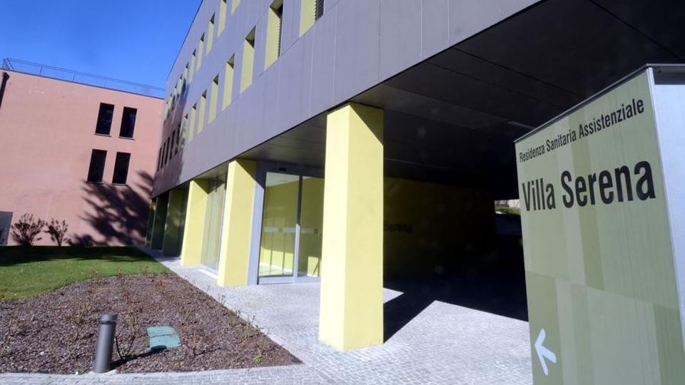 Duello sui 25 milioni di Villa Serena «Giù le mani dai soldi di Galbiate» Duello sui 25 milioni di Villa Serena «Giù le mani dai soldi di Galbiate»