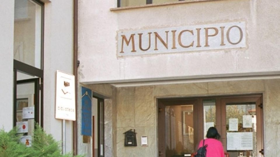 A Colico la sfida è sempre più rosa Ongaro pronta a guidare la terza lista A Colico la sfida è sempre più rosa Ongaro pronta a guidare la terza lista