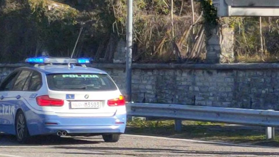 Trovato morto in una piazzola di sosta sulla 36 a Varenna Trovato morto in una piazzola di sosta sulla 36 a Varenna