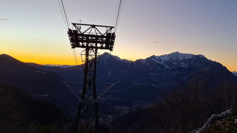 Artavaggio ferma, non si sa fino a quando Funivia a singhiozzo, lavori da telenovela Artavaggio ferma, non si sa fino a quando Funivia a singhiozzo, lavori da telenovela