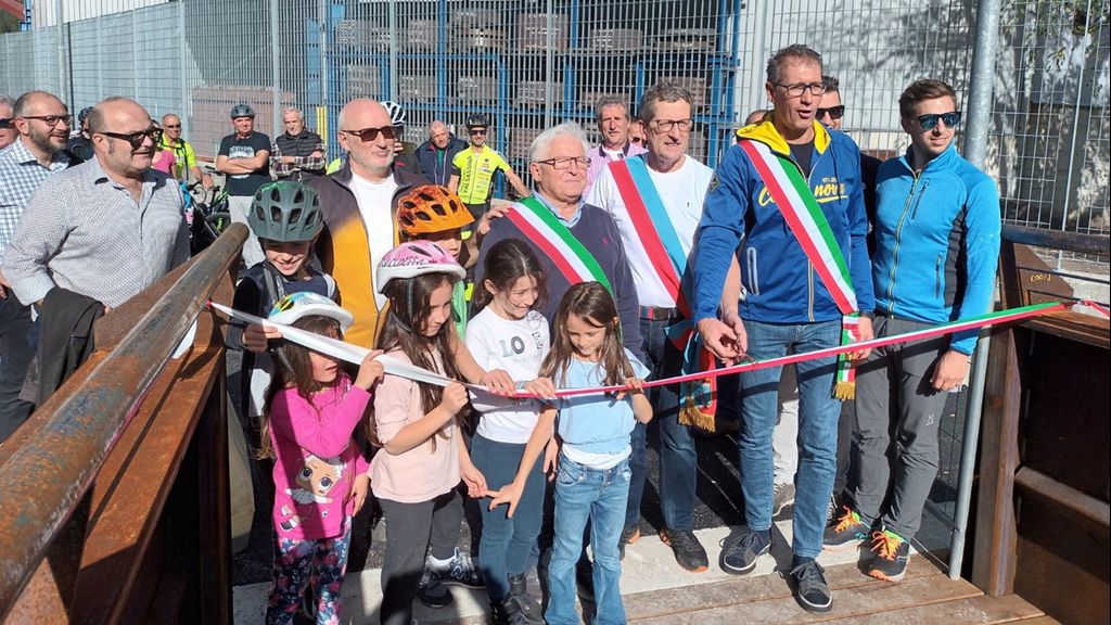 Pista ciclabile della Valsassina: ora è realtà Pista ciclabile della Valsassina: ora è realtà