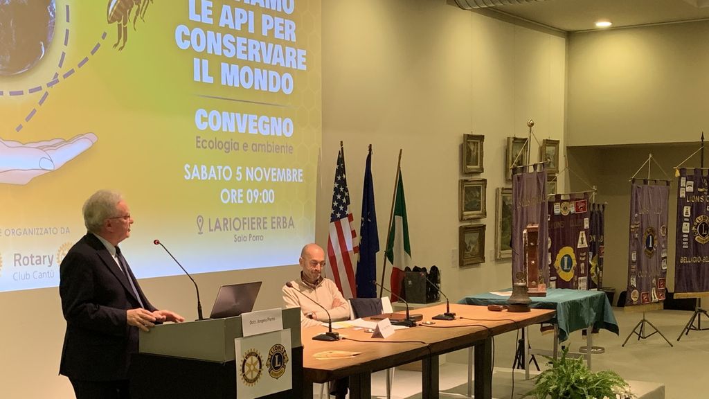 «Salvare le api per conservare il mondo»: il messaggio di Rotary e Lions a Lariofiere «Salvare le api per conservare il mondo»: il messaggio di Rotary e Lions a Lariofiere