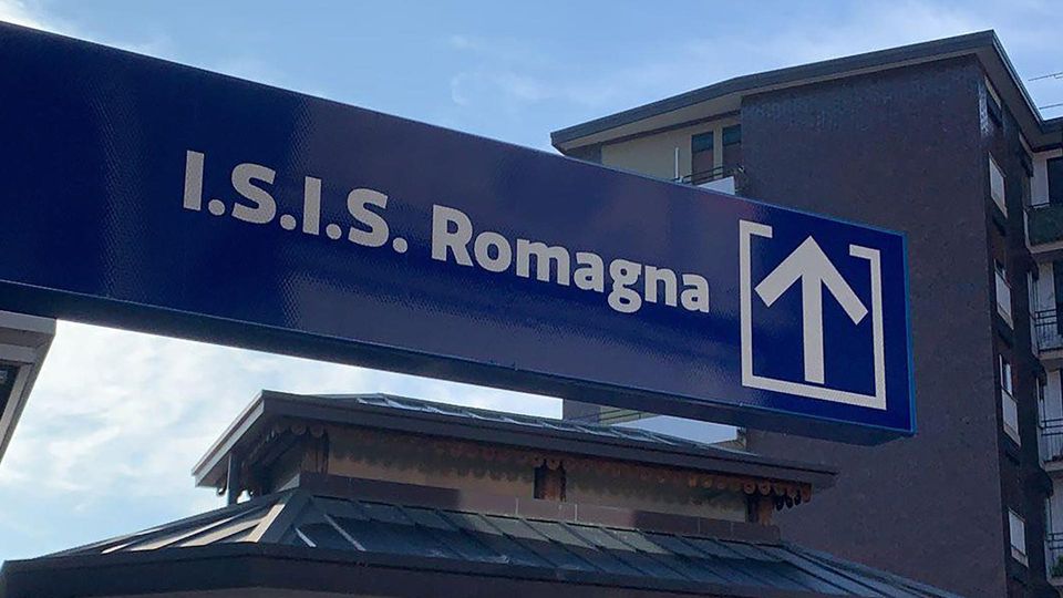 Erba, l’uscita dalla stazione porta in Romagna Erba, l’uscita dalla stazione porta in Romagna