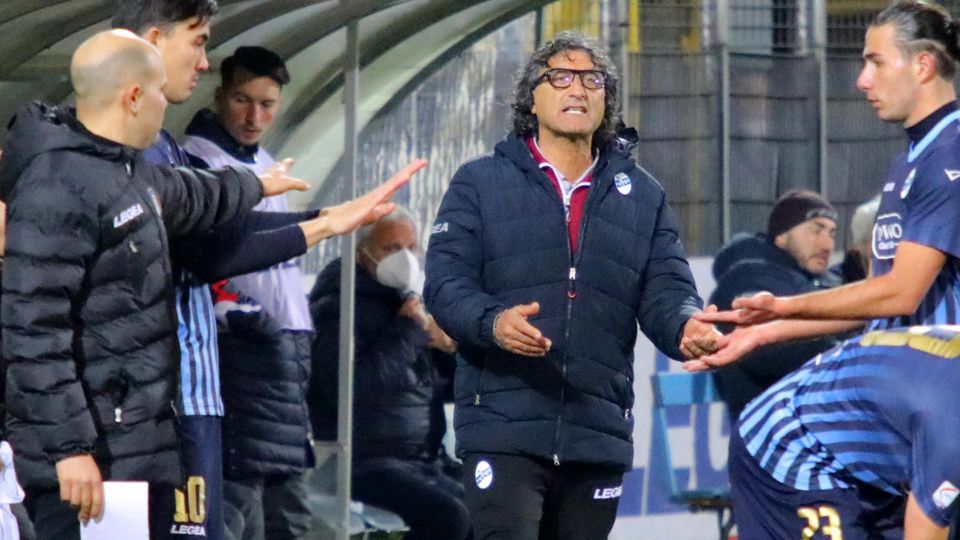 De Paola: «La vittoria più difficile E per la salvezza è ormai fatta» De Paola: «La vittoria più difficile E per la salvezza è ormai fatta»