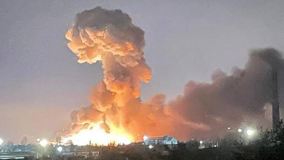 LA RUSSIA ATTACCA L’UCRAINA BLITZ CON VITTIME IN DIVERSE CITTÀ LA RUSSIA ATTACCA L’UCRAINA BLITZ CON VITTIME IN DIVERSE CITTÀ