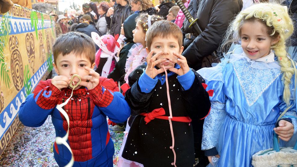 Oggiono, marameo alla paura del Covid «Sabato grasso il Carnevale dei bimbi» Oggiono, marameo alla paura del Covid «Sabato grasso il Carnevale dei bimbi»