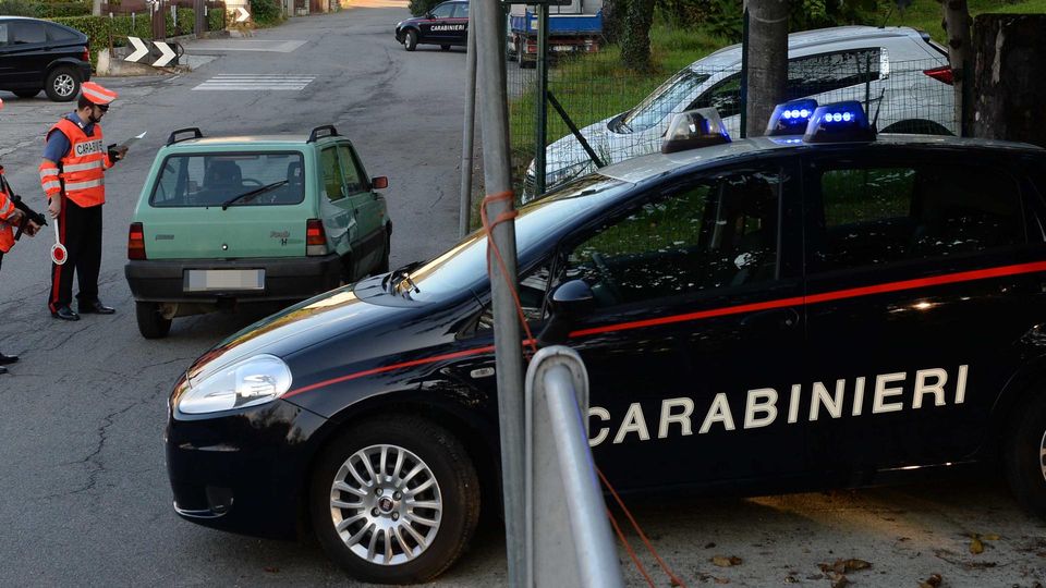 Ladri inseguiti a Villatico Uno è stato preso Ladri inseguiti a Villatico Uno è stato preso