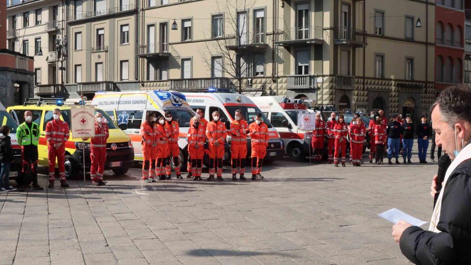Sondrio, trent’anni di 118 «E nuovi soccorsi notturni» Sondrio, trent’anni di 118 «E nuovi soccorsi notturni»