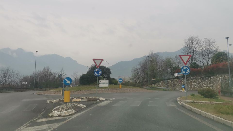 Oggiono, Presto i lavori al ponte sulla sp Una svolta ai problemi del traffico Oggiono, Presto i lavori al ponte sulla sp Una svolta ai problemi del traffico