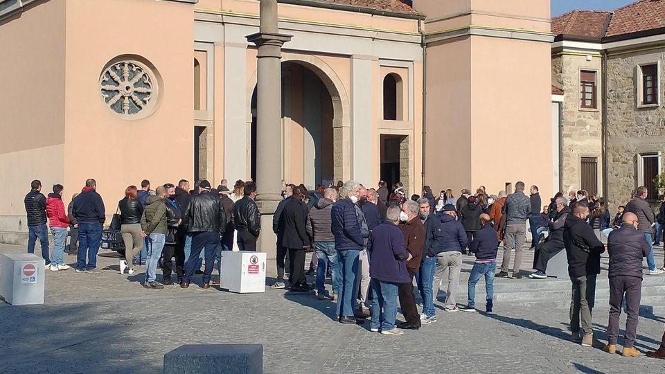 Garbagnate, Molteno e Bulciago in lutto Piangono Simona, morta a quarant’anni Garbagnate, Molteno e Bulciago in lutto Piangono Simona, morta a quarant’anni
