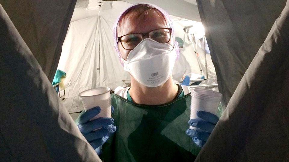 «Vita stravolta dal giorno del vaccino» Albavilla, l’odissea di una infermiera «Vita stravolta dal giorno del vaccino» Albavilla, l’odissea di una infermiera