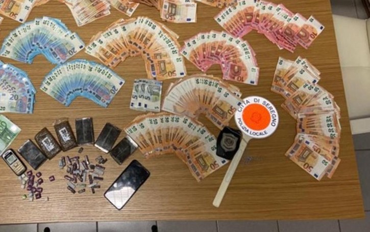 Monticello: hashish, cocaina e armi Arrestato dalla polizia locale