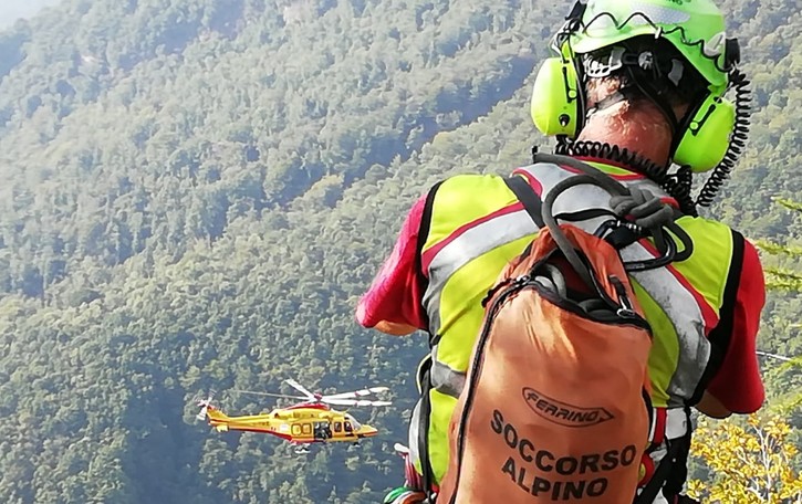 Ballabio, precipitano dal Due Mani Soccorsi due alpinisti, uno è grave