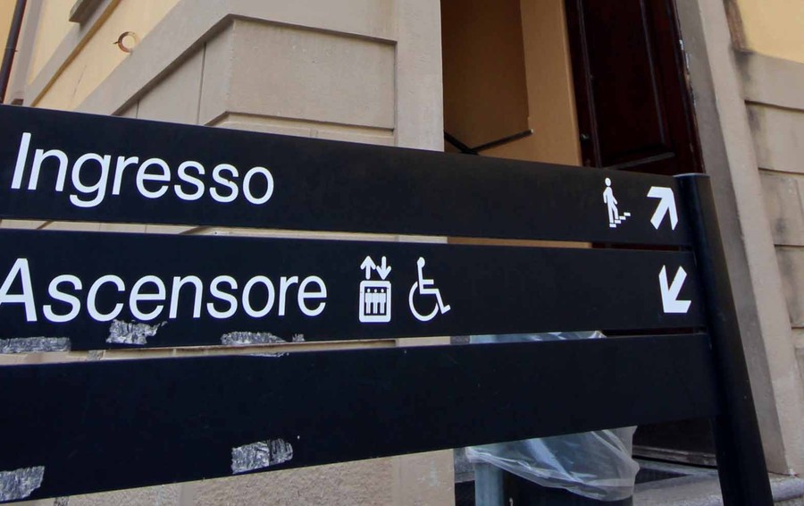 Lecco, i servizi sociali traslocano in via Tubi