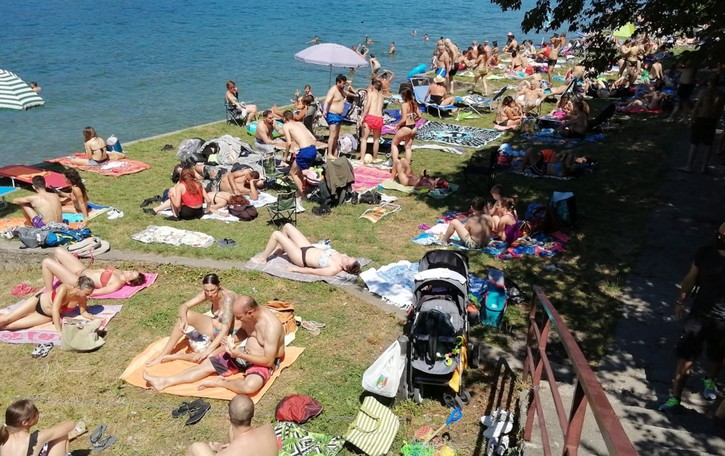 Zero corsi e costi alti. È già naufragato il sogno Baywatch sul lago