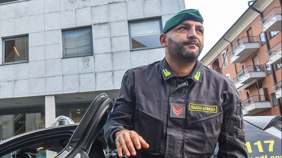 Imprenditore accusato di frode fiscale. Confiscati 800mila euro dai suoi conti Imprenditore accusato di frode fiscale. Confiscati 800mila euro dai suoi conti
