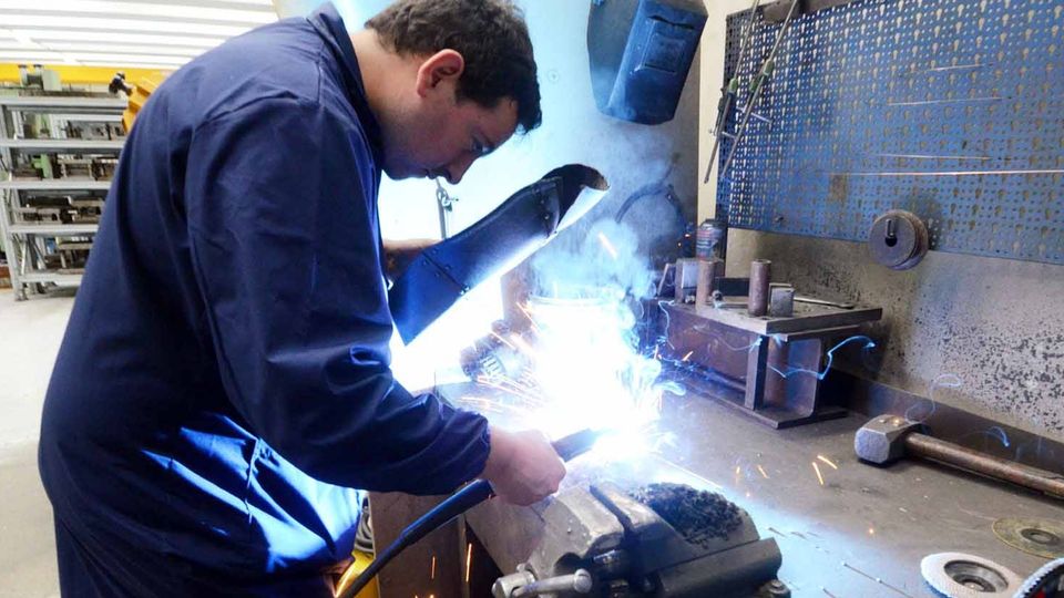 «La burocrazia è un costo da alleggerire. Ogni azienda perde 240 ore all’anno» «La burocrazia è un costo da alleggerire. Ogni azienda perde 240 ore all’anno»