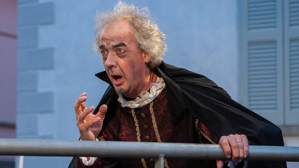 Il Rigoletto inaugura l’Estate lirica Suonano Spirabilia e Orchestra Vivaldi Il Rigoletto inaugura l’Estate lirica Suonano Spirabilia e Orchestra Vivaldi