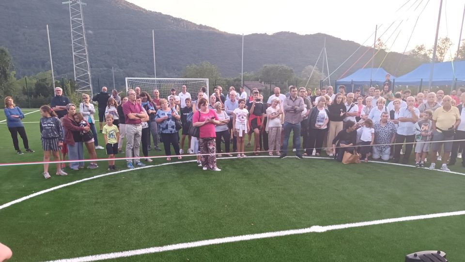 Il campo di calcio ora è realtà A settembre gli spogliatoi Il campo di calcio ora è realtà A settembre gli spogliatoi
