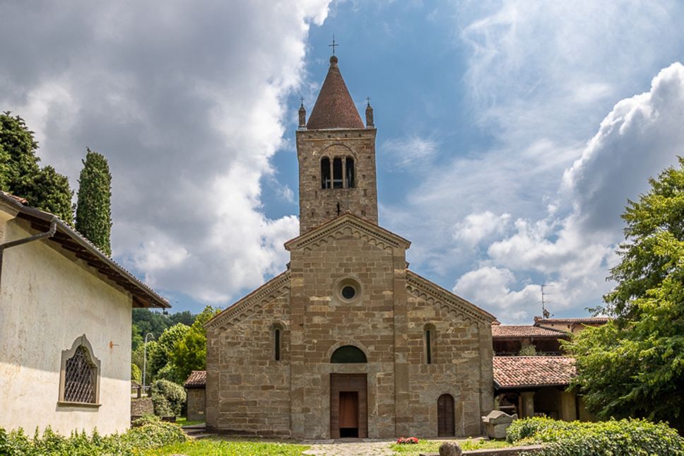 L'abbazia di S. Egidio in Fontanella L'abbazia di S. Egidio in Fontanella