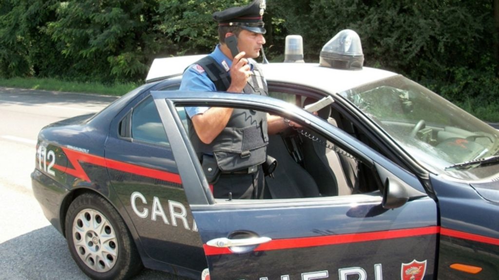 Selvaggina decapitata fuori dalla porta di casa. Una minaccia oppure scherzo macabro? Selvaggina decapitata fuori dalla porta di casa. Una minaccia oppure scherzo macabro?
