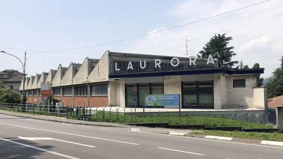 Il complesso che ospitava Laurora Il complesso che ospitava Laurora