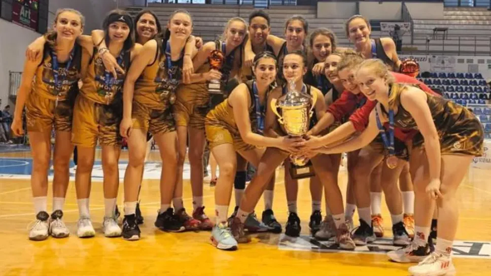 La B&P Autoricambi Costa Masnaga vice campione d’Italia Under 15 La B&P Autoricambi Costa Masnaga vice campione d’Italia Under 15